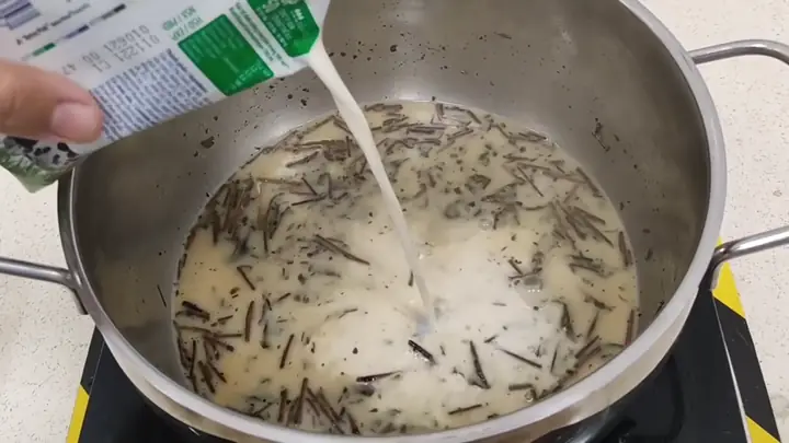 Cách Rang Trà Làm Trà Sữa Đậm Vị, Không Chát, Màu Caramel Đẹp Chuẩn Quán Tại Nhà Cách Rang Trà Làm Trà Sữa Đậm Vị, Không Chát, Màu Caramel Đẹp Chuẩn Quán Tại Nhà