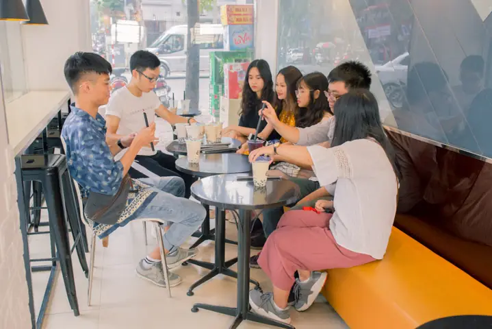 Tổng Hợp Stt, Cap Trà Sữa Đi Bạn Bè Dễ Thương, Thả Thính + Pose Chụp Ảnh "chuẩn Check-in"