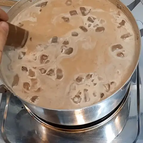 Cách Nấu Trà Sữa Truyền Thống Tại Nhà Chuẩn Vị Quán: Công Thức Chi Tiết, Nguyên Liệu & Mẹo Thành Công 100%