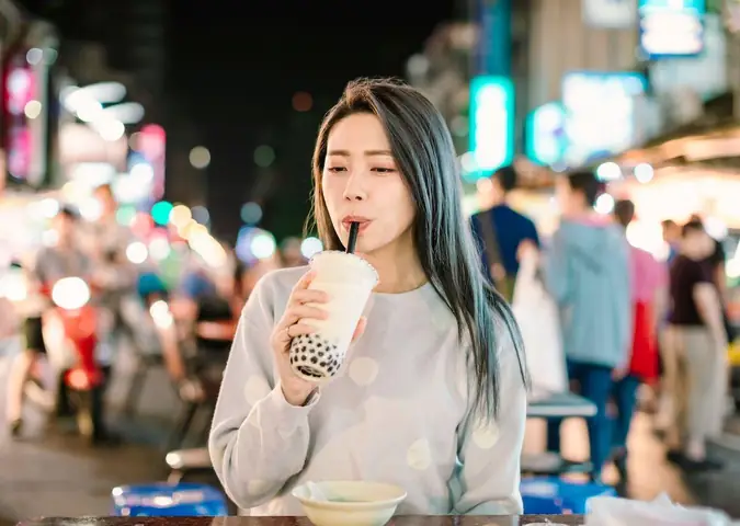 Nên Uống Trà Sữa Lúc Nào Trong Ngày? Khung Giờ Vàng Và Cách Uống An Toàn Cho Sức Khỏe