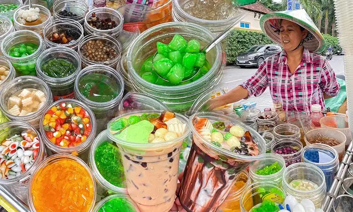 Review Trà Sữa Cô Út Marie Curie: Địa Chỉ, Menu, Giá, Giờ Mở Cửa & Sự Kiện Viral Gần Đây