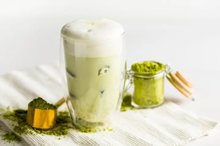 Trà Sữa Matcha Bao Nhiêu Calo? Có Gây Tăng Cân Không Và Cách Uống Không Lo Béo