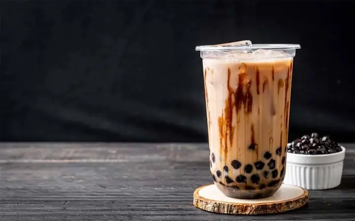 Sữa Tươi Trân Châu Đường Đen Bao Nhiêu Calo? Bảng Chi Tiết Theo Size, Topping & Cách Uống Không Tăng Cân