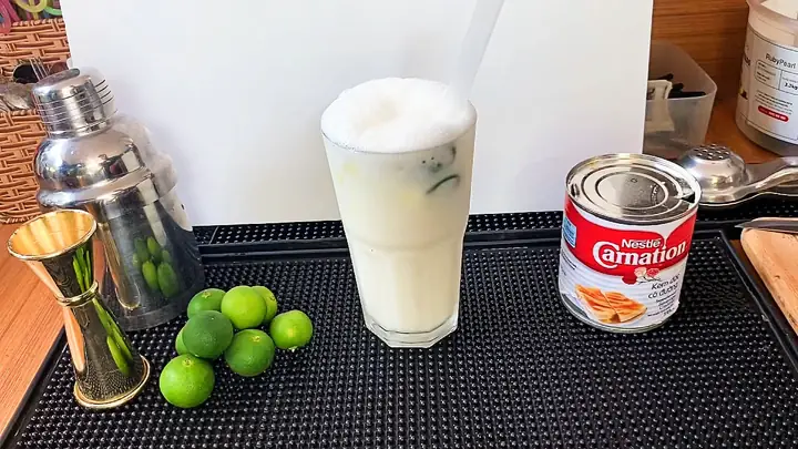 Cách Làm Trà Tắc Lắc Sữa Thơm Ngon Đơn Giản Tại Nhà
