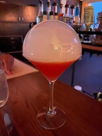 Tìm Hiểu Balloon Cocktail: Ly Balloon (copa), Balon Chứa Đồ Uống, Bóng Bay Trang Trí & Công Thức Nổi Bật Tìm Hiểu Balloon Cocktail: Ly Balloon (copa), Balon Chứa Đồ Uống, Bóng Bay Trang Trí & Công Thức Nổi Bật