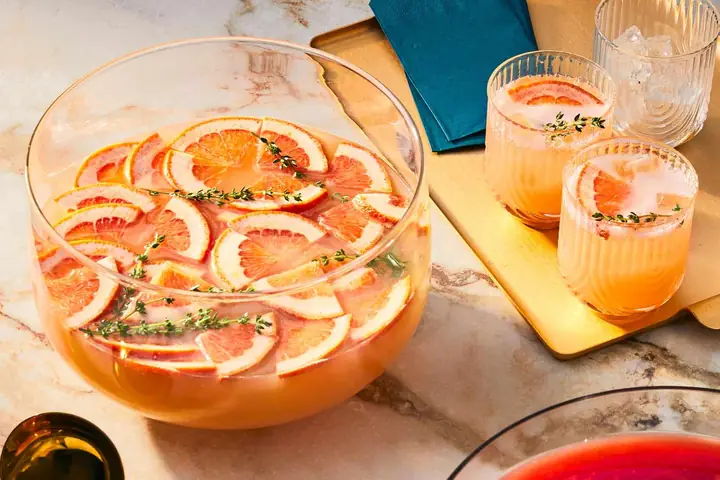 Best Big Batch Cocktail Recipes For Easy Party Entertaining