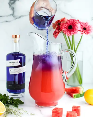 Best Big Batch Cocktail Recipes For Easy Party Entertaining