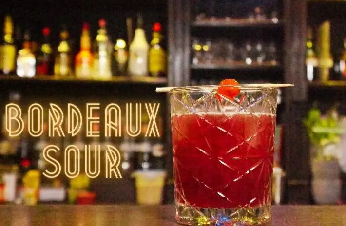 Bordeaux Cocktail Recipes: Classic Drinks, Wine-based Mixes & How To Make Them