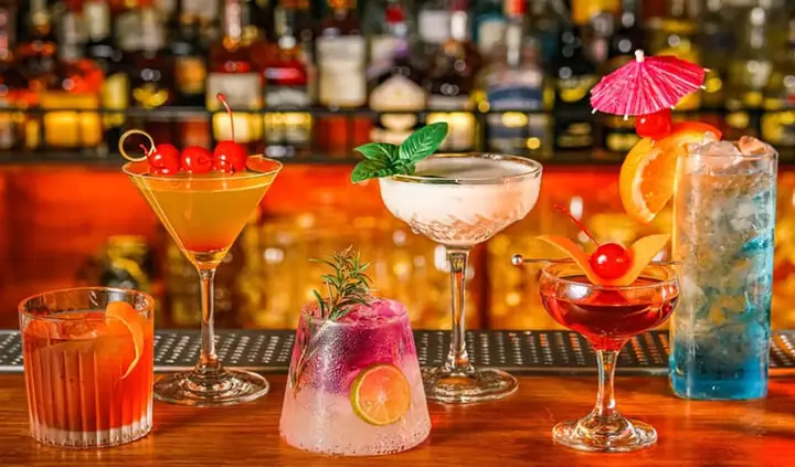 Top 25+ Các Loại Cocktail Nhẹ Dễ Uống, Thấp Cồn Phổ Biến Nhất Dành Cho Phái Nữ & Người Mới