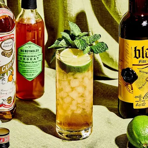 Tổng Hợp Các Loại Cocktail Pha Chế Từ Rượu Rum Kinh Điển Và Cách Pha Đơn Giản Tại Nhà