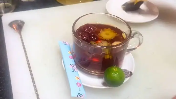 Cách Pha Chế Trà Lipton Nóng Thơm Ngon, Không Bị Đắng Đúng Chuẩn Tại Nhà Cách Pha Chế Trà Lipton Nóng Thơm Ngon, Không Bị Đắng Đúng Chuẩn Tại Nhà