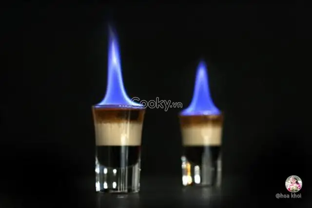 Cách Làm Cocktail B52 Chuẩn 3 Tầng Đẹp Mắt: Công Thức, Kỹ Thuật Pha Layer & Biến Thể Flaming Rực Lửa