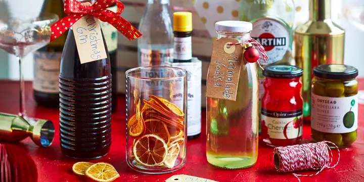 Best Christmas Cocktail Gifts: Gift Ideas For Every Cocktail Lover On Your List
