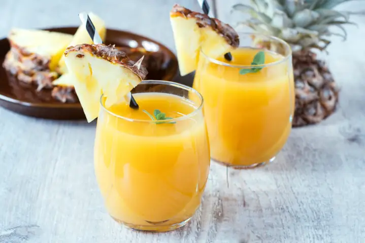 Cách Pha Chế Cocktail Dứa Thơm Ngon Chuẩn Vị Ngay Tại Nhà
