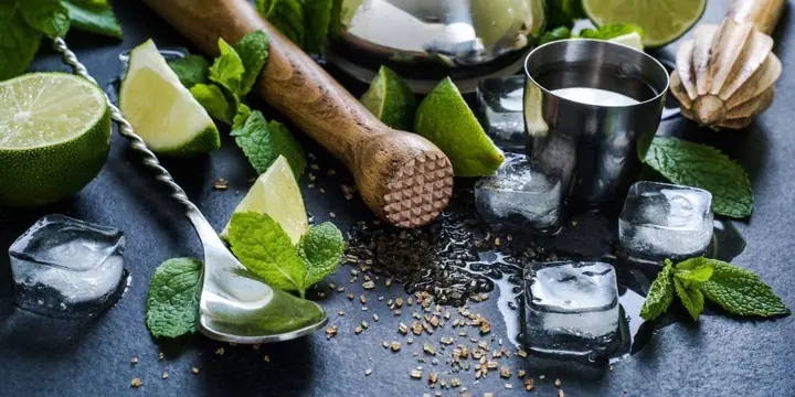 How To Make A Cocktail Step By Step: A Beginner's Guide To The Cocktail Making Process