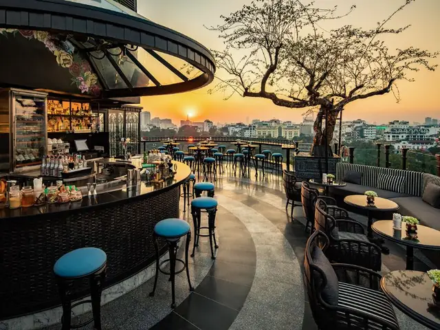 Top 12+ Quán Cocktail Bar Hà Nội Ngon, Chill, Giá Tốt Đáng Thử Nhất 2024