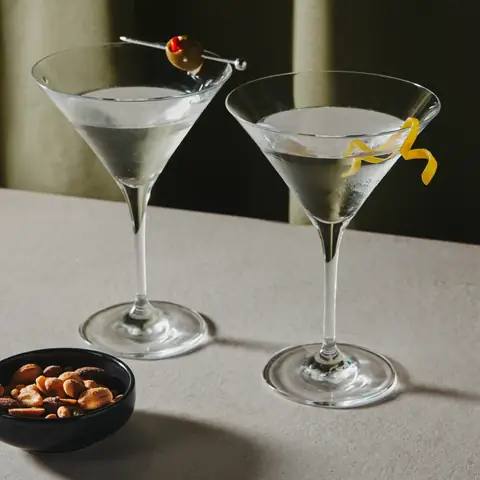 Cách Pha Cocktail Vodka Martini Chuẩn Vị Giới, Công Thức Đơn Giản Tại Nhà
