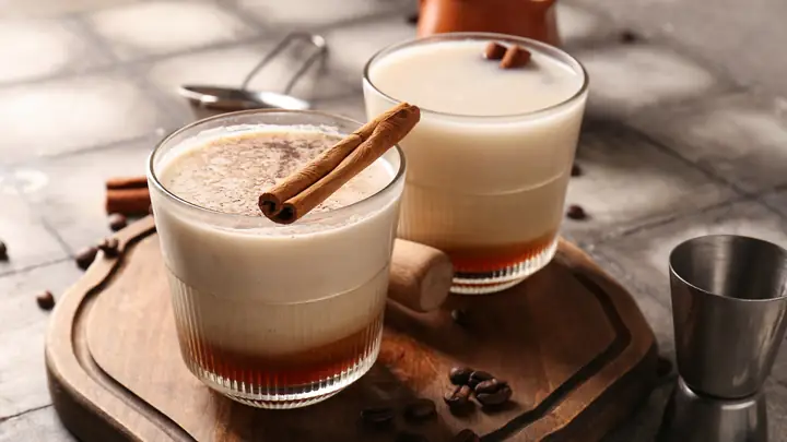 Dairy Cocktails: The Best Creamy Recipes With Milk & Cream To Mix At Home