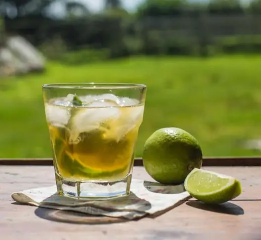 Cách Làm 7+ Cocktail Rum Đen Chanh Đẳng Cấp: Công Thức Chuẩn, Mẹo Pha & Biến Tấu Cách Làm 7+ Cocktail Rum Đen Chanh Đẳng Cấp: Công Thức Chuẩn, Mẹo Pha & Biến Tấu