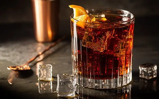 Cách Pha Cocktail Gin Cola Đơn Giản, Chuẩn Vị Ngay Tại Nhà