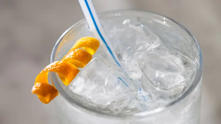 Gin Cocktails With Orange Bitters You Can Easily Make At Home