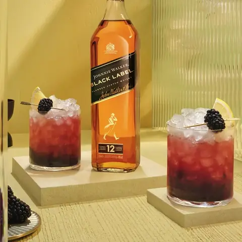 Cách Pha Cocktail Johnnie Walker: Các Món Ngon, Dễ Làm Tại Nhà
