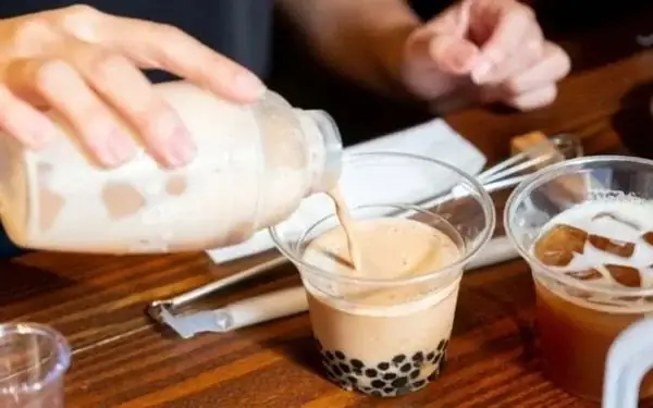 Kinh Nghiệm Pha Trà Sữa Để Bán: Công Thức Chuẩn, Tỷ Lệ Vàng & Bí Quyết Chọn Nguyên Liệu Gây Nghiện