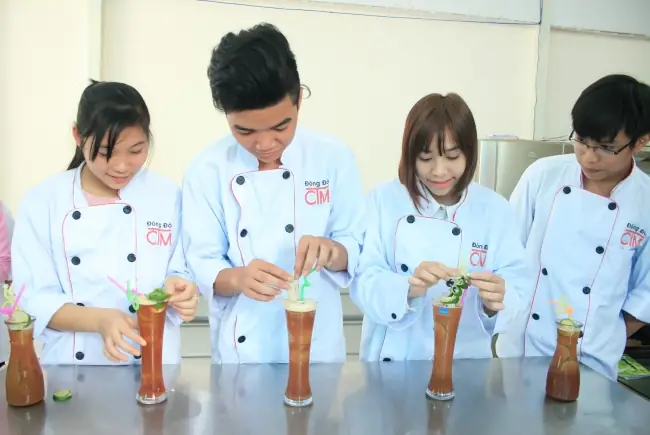 Top 10 Lớp Học Pha Chế Đồ Uống Tại Hà Nội Uy Tín Nên Theo Học