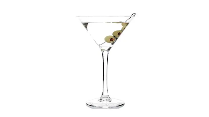 How To Make A Classic Gin Martini Cocktail At Home