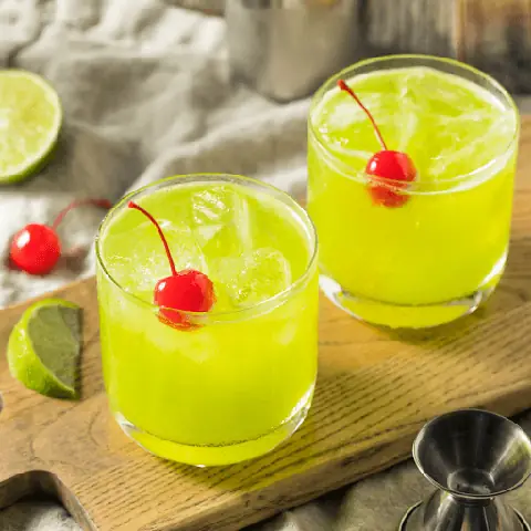 Top Best Midori Cocktail Recipes: Easy Melon Liqueur Drinks For Every Occasion