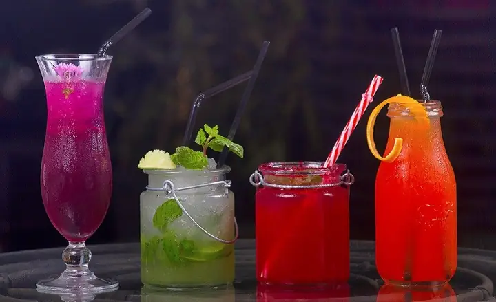 Mocktail Là Gì? Phân Biệt Mocktail, Cocktail, Mojito & Các Loại Mocktail Nổi Tiếng 1 Mocktail Là Gì? Phân Biệt Mocktail, Cocktail, Mojito & Các Loại Mocktail Nổi Tiếng