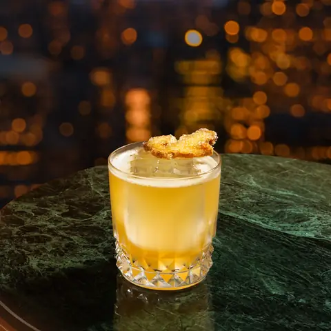 Cách Làm Penicillin Cocktail Chuẩn Vị: Công Thức Iba, Nguyên Liệu Chi Tiết & 6 Biến Tấu