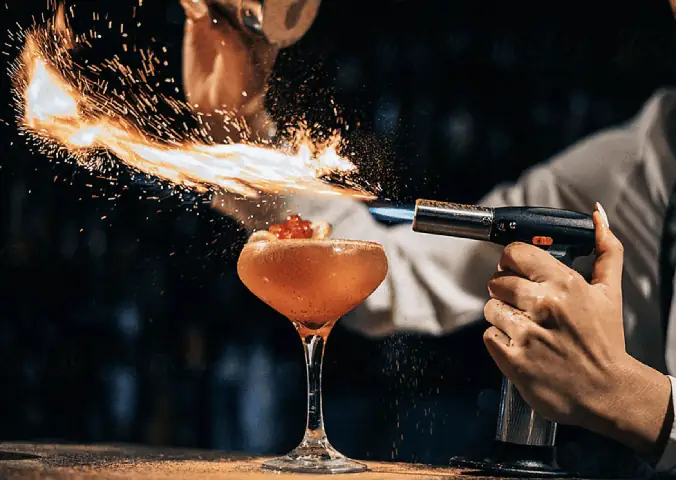Tổng Hợp Cách Pha Chế Cocktail: Nguyên Lý Cơ Bản, Kỹ Thuật & 100+ Công Thức Chuẩn Vị