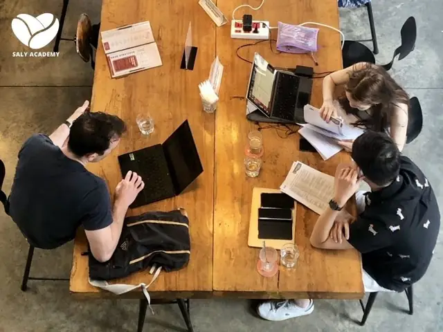 Top Quán Trà Sữa, Cà Phê Học Bài Yên Tĩnh Tại Hà Nội & Tp.hcm: Wifi Mạnh, Giá Sinh Viên, Có Ổ Cắm