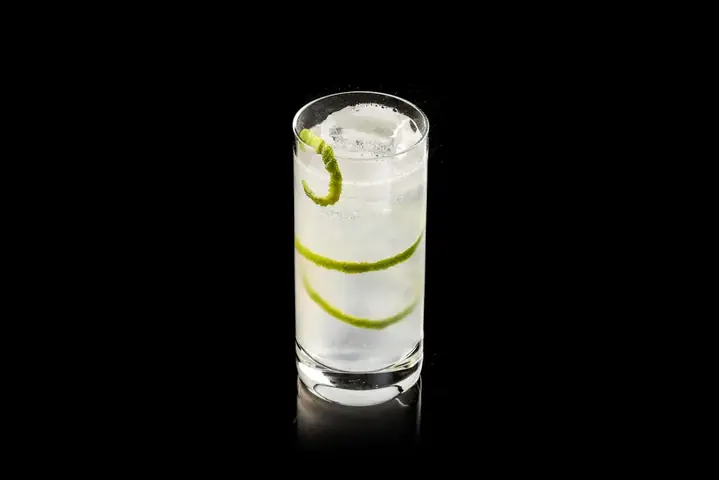 Rickey Cocktail Là Gì? Cách Pha Gin Rickey Chuẩn Vị Tại Nhà