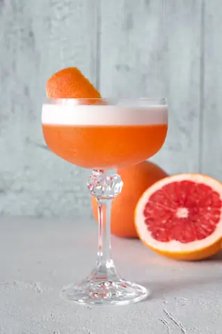 How To Make The Ruby Cocktail (tony Abou-ganim Recipe) | Vodka, Aperol & Elderflower
