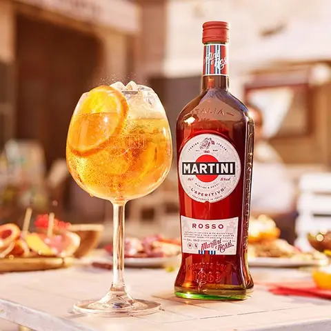 Best Sweet Vermouth Cocktails: 20+ Classic & Modern Recipes To Make At Home