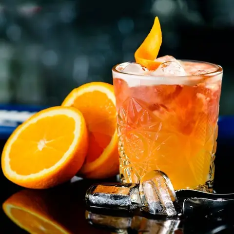 How To Make The Golden Dram Cocktail: Recipe, Ingredients & Aberfeldy Variations How To Make The Golden Dram Cocktail: Recipe, Ingredients & Aberfeldy Variations
