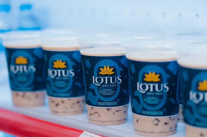 Mua Trà Sữa Lotus Sky Tea Ở Đâu? Cách Đặt Trước Trên Vietnam Airlines & Địa Chỉ Bán Mặt Đất