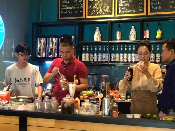 Trung Tâm Dạy Pha Chế Đồ Uống Ở Hà Nội: Top Địa Chỉ Uy Tín & Cách Chọn Lớp Học Phù Hợp