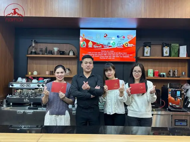 Trung Tâm Dạy Pha Chế Đồ Uống Ở Hà Nội: Top Địa Chỉ Uy Tín & Cách Chọn Lớp Học Phù Hợp