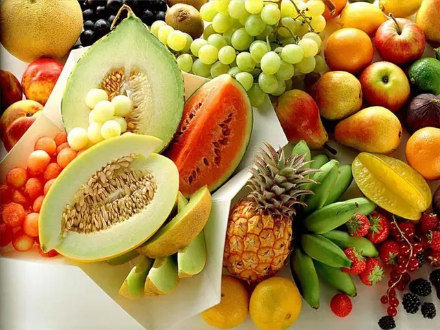 Uống Nước Ép Trái Cây Mỗi Ngày Có Tốt Không? Lợi Ích, Tác Hại Và Liều Lượng An Toàn