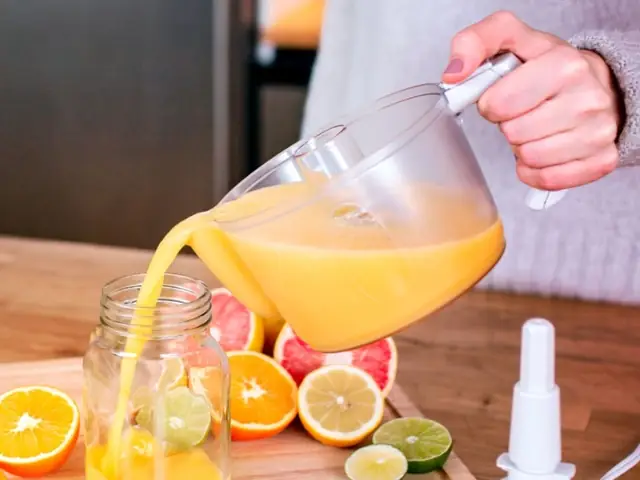 Uống Nước Ép Trái Cây Mỗi Ngày Có Tốt Không? Lợi Ích, Tác Hại Và Liều Lượng An Toàn
