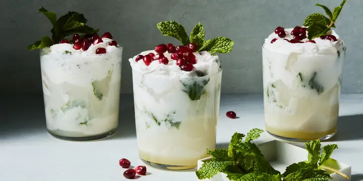 How To Make A White Christmas Mojito: The Easy Festive Coconut Cocktail Recipe How To Make A White Christmas Mojito: The Easy Festive Coconut Cocktail Recipe