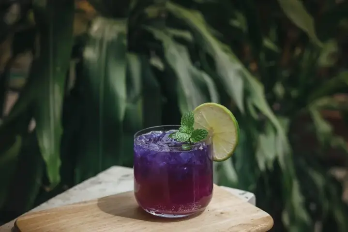 Why Are Drinks Called Cocktails? Origin, Etymology & Popular Theories Explained